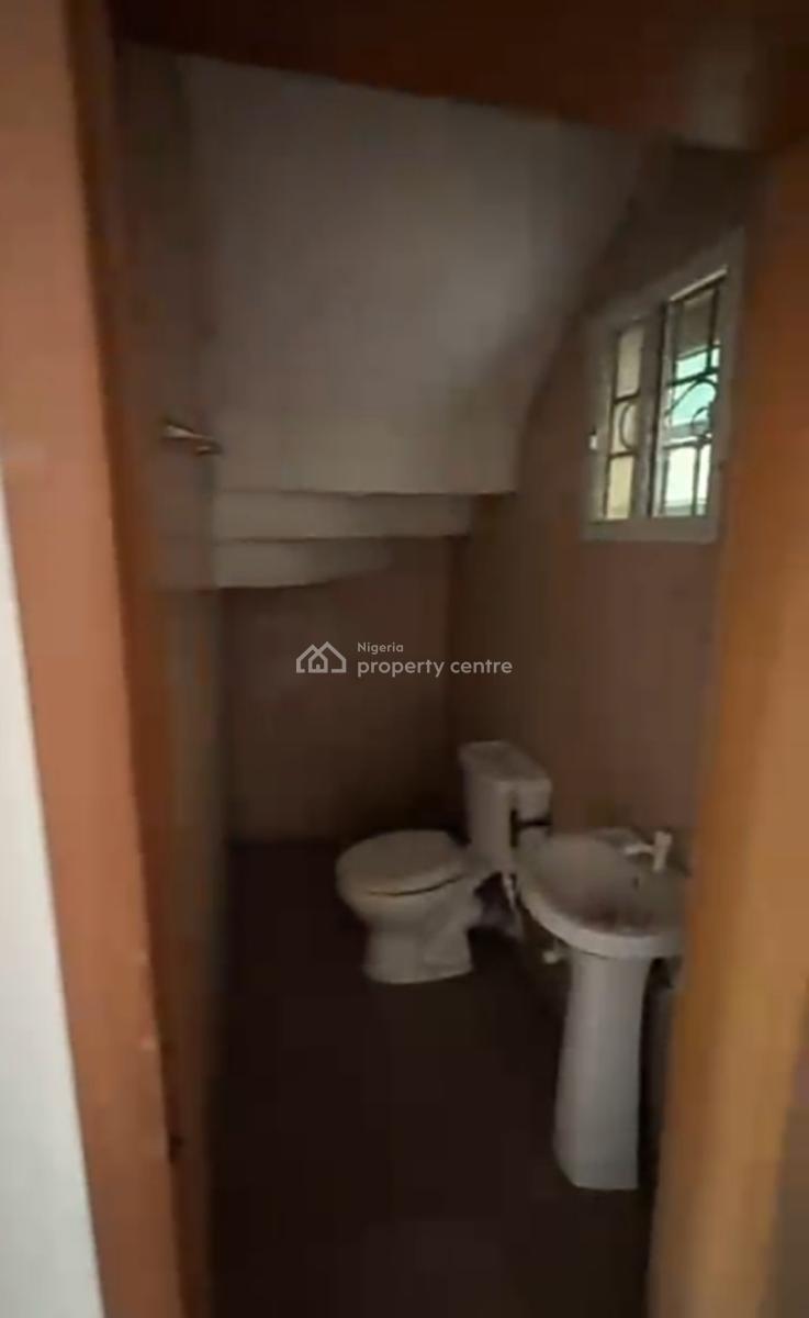 Spacious 2bedroom Terrace Duplex { Video}, Lekki Scheme 2 Abraham Adesanya, Ajah, Lagos, Terraced Duplex for Rent