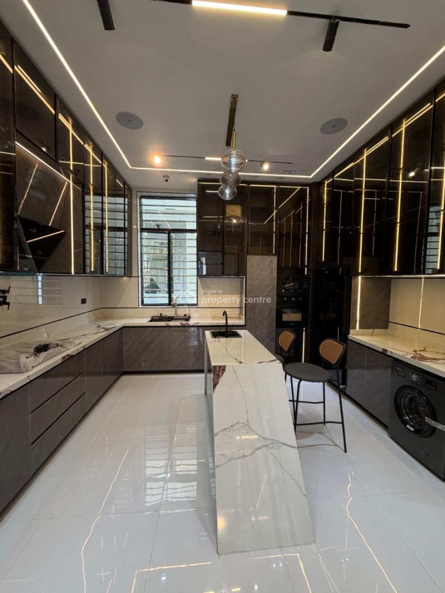 Spacious 5bedroom Fully Detached House with Pool, Chevron, Lekki, Lagos, Detached Duplex for Sale