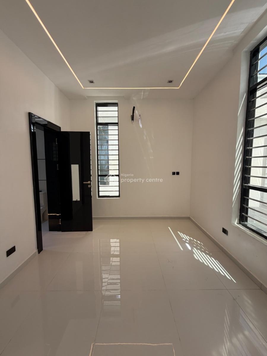 Spacious 5bedroom Fully Detached House with Pool, Chevron, Lekki, Lagos, Detached Duplex for Sale