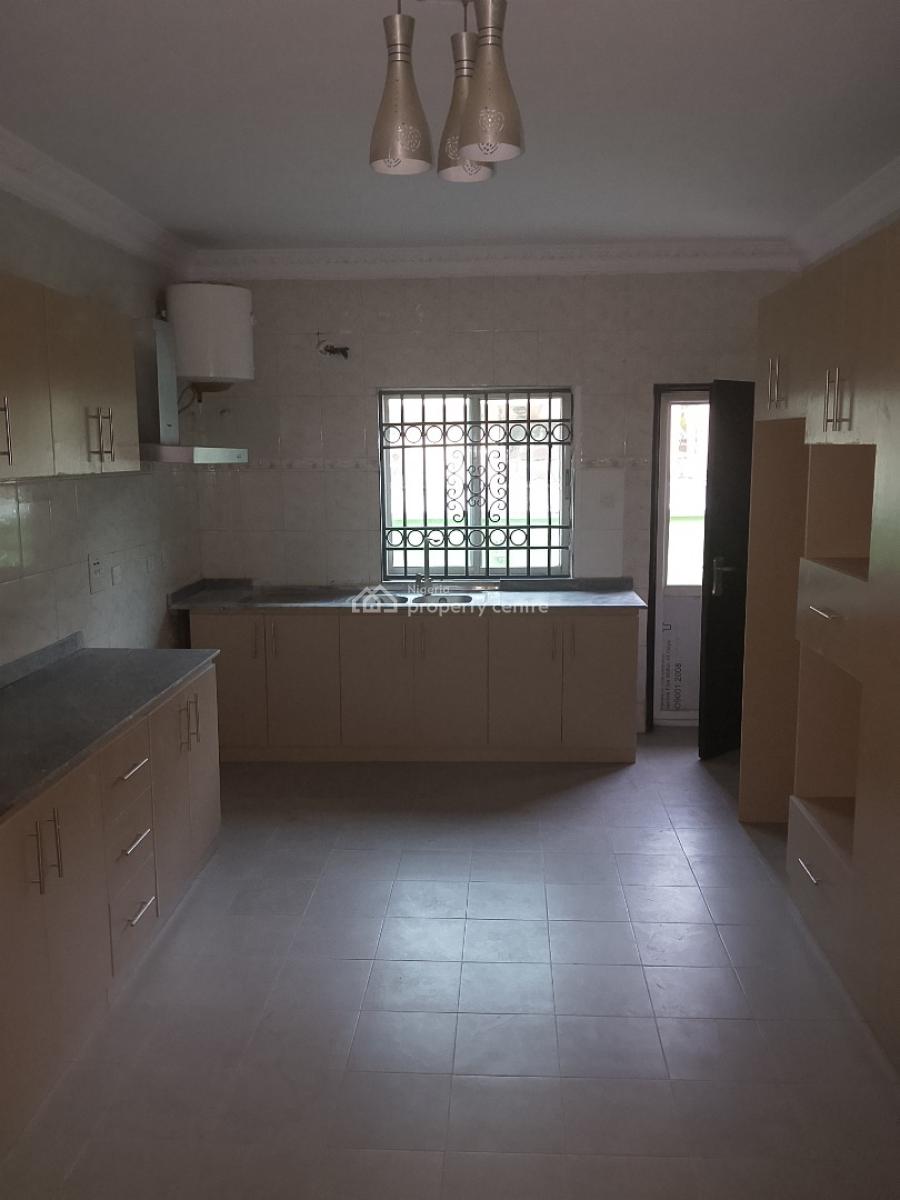 5 Bedroom Fully Detached Duplex with 2rooms Bq/kitchen & Store, Vgc, Lekki, Lagos, Detached Duplex for Rent