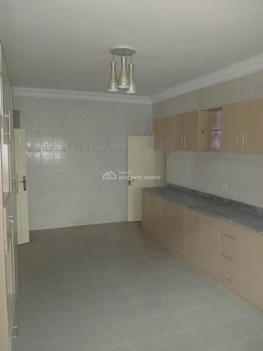 5 Bedroom Fully Detached Duplex with 2rooms Bq/kitchen & Store, Vgc, Lekki, Lagos, Detached Duplex for Rent