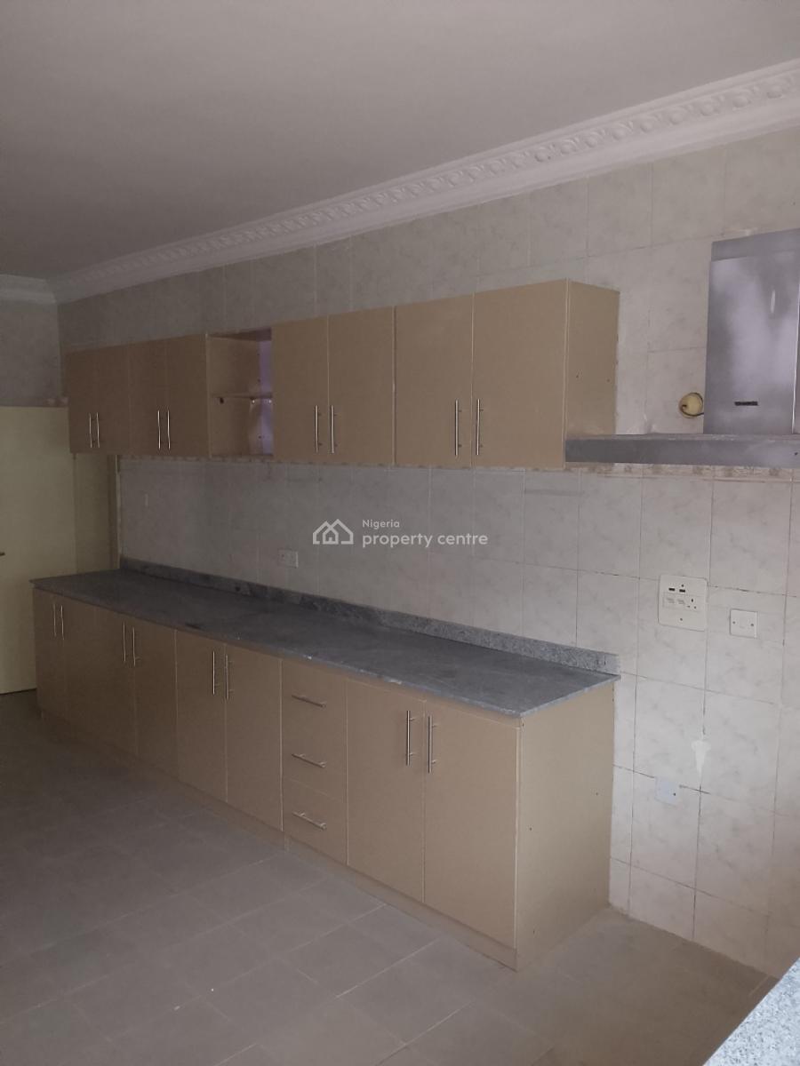 5 Bedroom Fully Detached Duplex with 2rooms Bq/kitchen & Store, Vgc, Lekki, Lagos, Detached Duplex for Rent