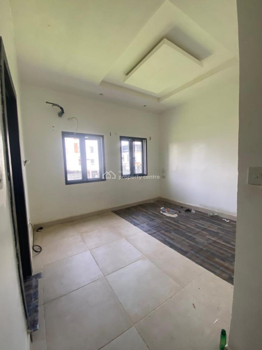 Two Bedroom Maisonette, Phase 1, Lekki, Lagos, Flat / Apartment for Rent