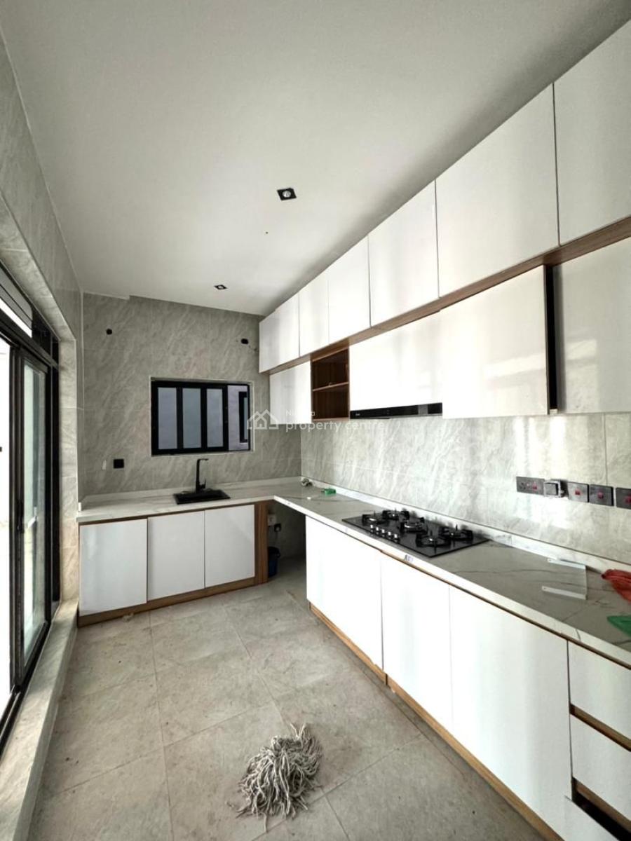 2 Bedroom Apartment with Elevator & Swimming Pool, Ikate, Lekki, Lagos, Flat / Apartment for Rent