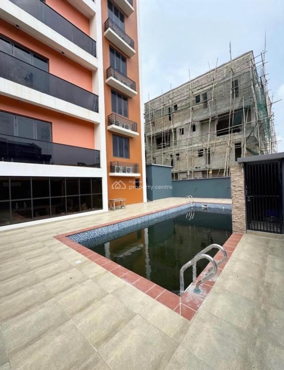 3 Bedroom Apartment with Swimming Pool, Lekki Phase 1, Lekki, Lagos, Flat / Apartment for Rent