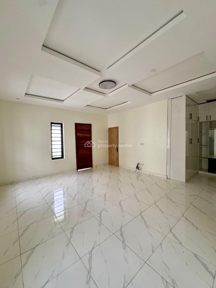 Well Built 4bedroom Semi Detached Duplex with a Pool, Gym and Bq, Vgc, Lekki, Lagos, Semi-detached Duplex for Sale
