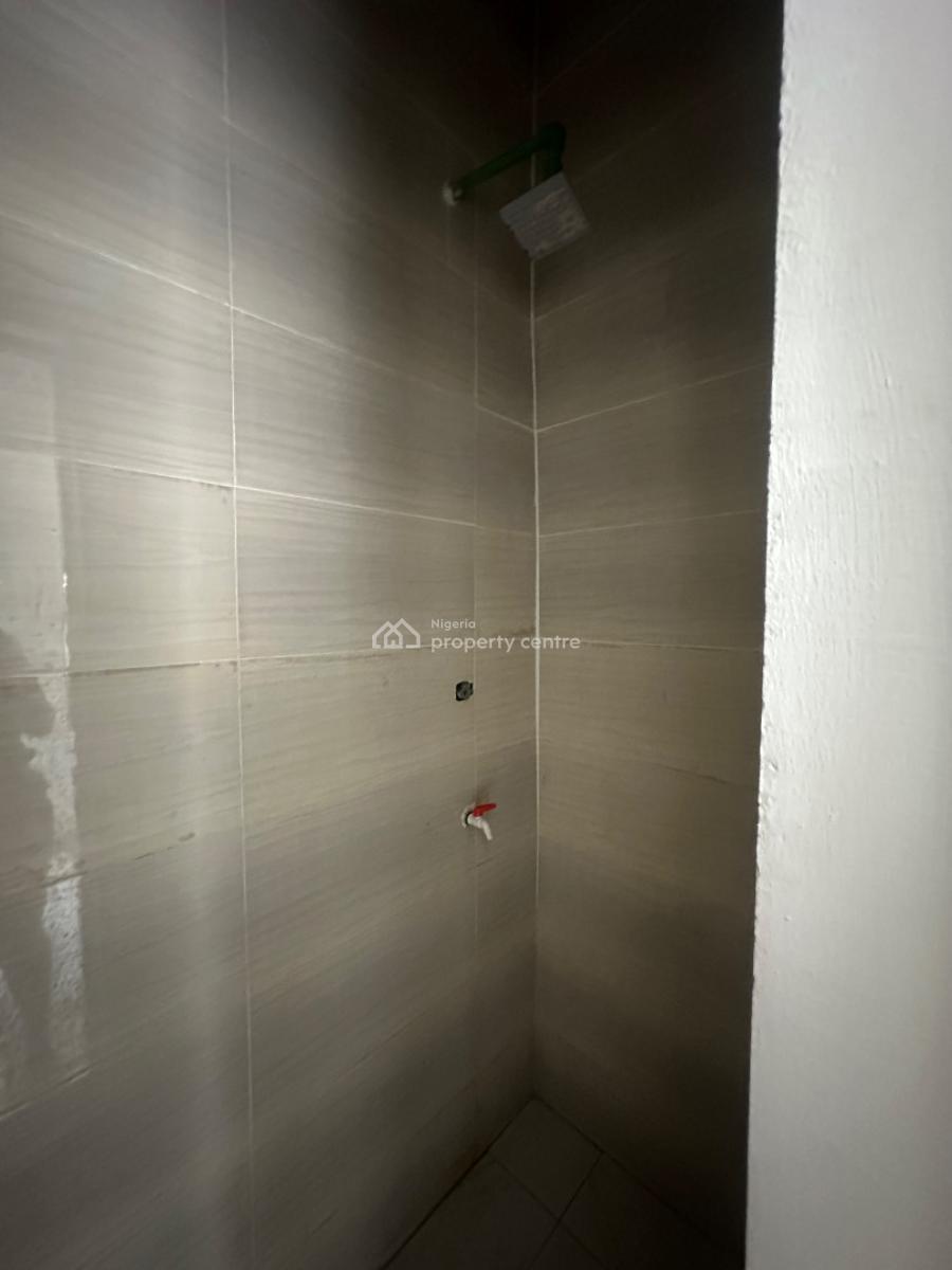 a Bq in a Shared Apartment, Canal West Estate, Osapa, Lekki, Lagos, Semi-detached Duplex for Rent