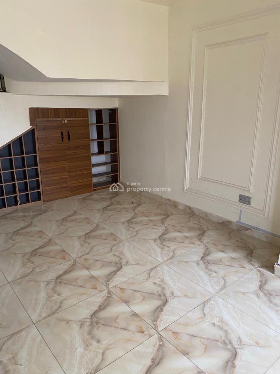 Spacious 3 Bedrooms Maisonette with a Bq, Ikate -lekki ,lagos Nigeria, Ikate, Lekki, Lagos, Flat / Apartment for Rent