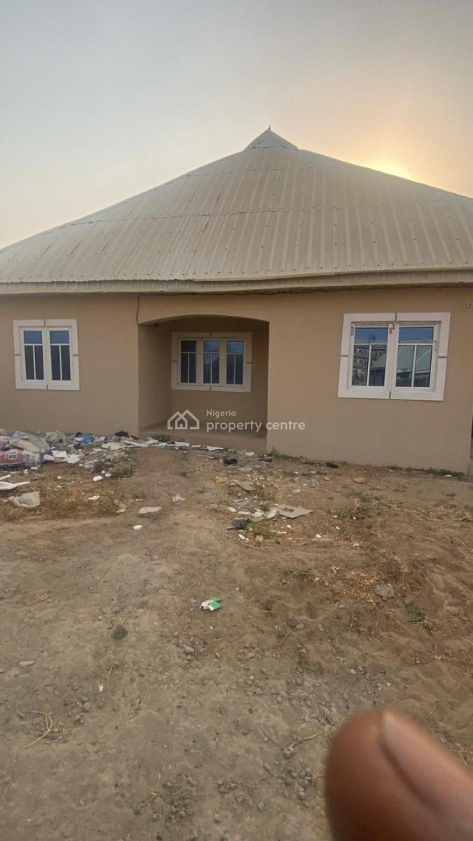 2bed  Bungalow  1.5m  Gwagwalada, Kutunku, Gwagwalada, Abuja, Flat / Apartment for Rent
