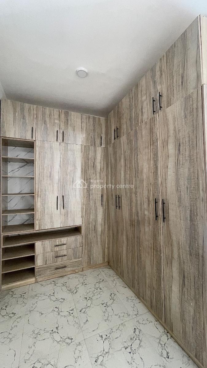Modern Styled  4 Bedroom Terrace, Secured Estate in, Ikota, Lekki, Lagos, Terraced Duplex for Sale