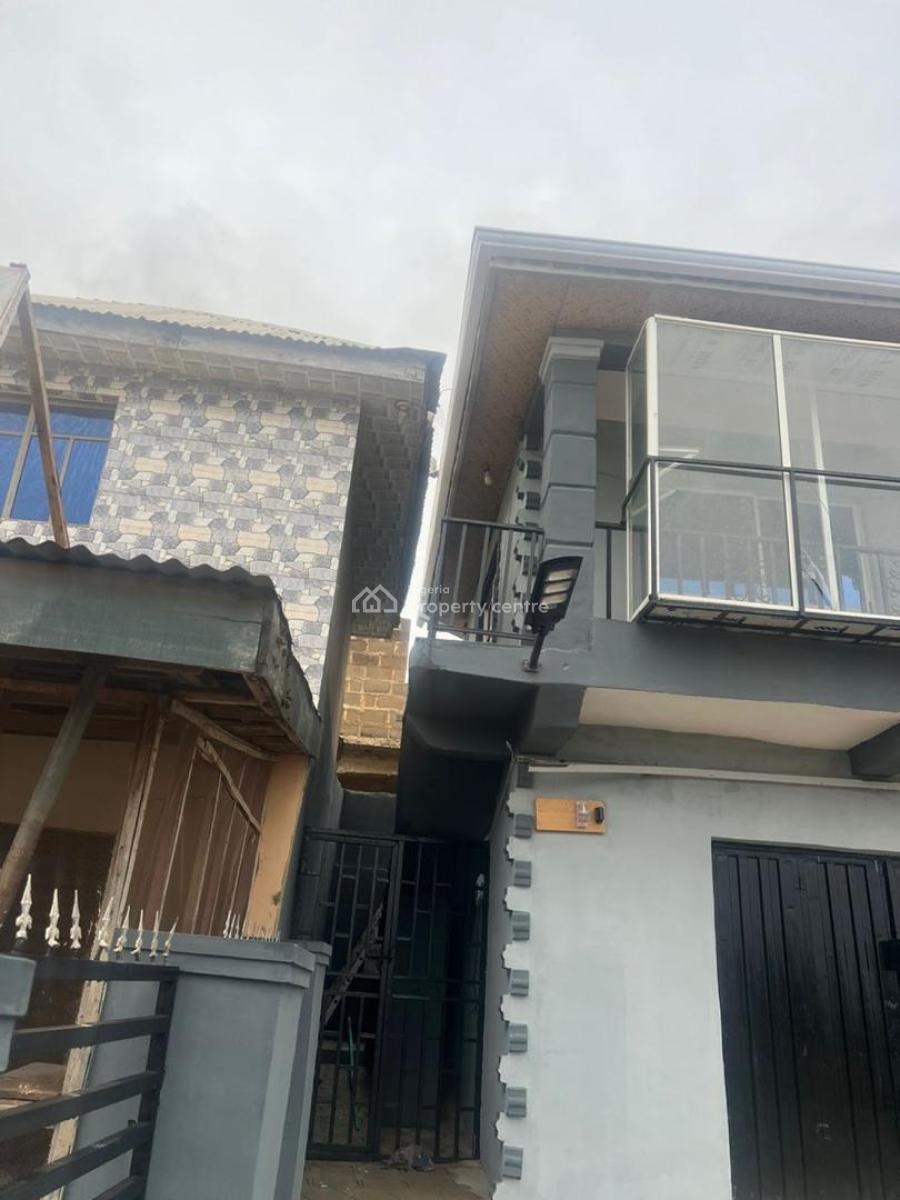 a Shopping Complex at  Aadeoje Junction Off Akala, Ibadan South-west, Oyo, Plaza / Complex / Mall for Sale