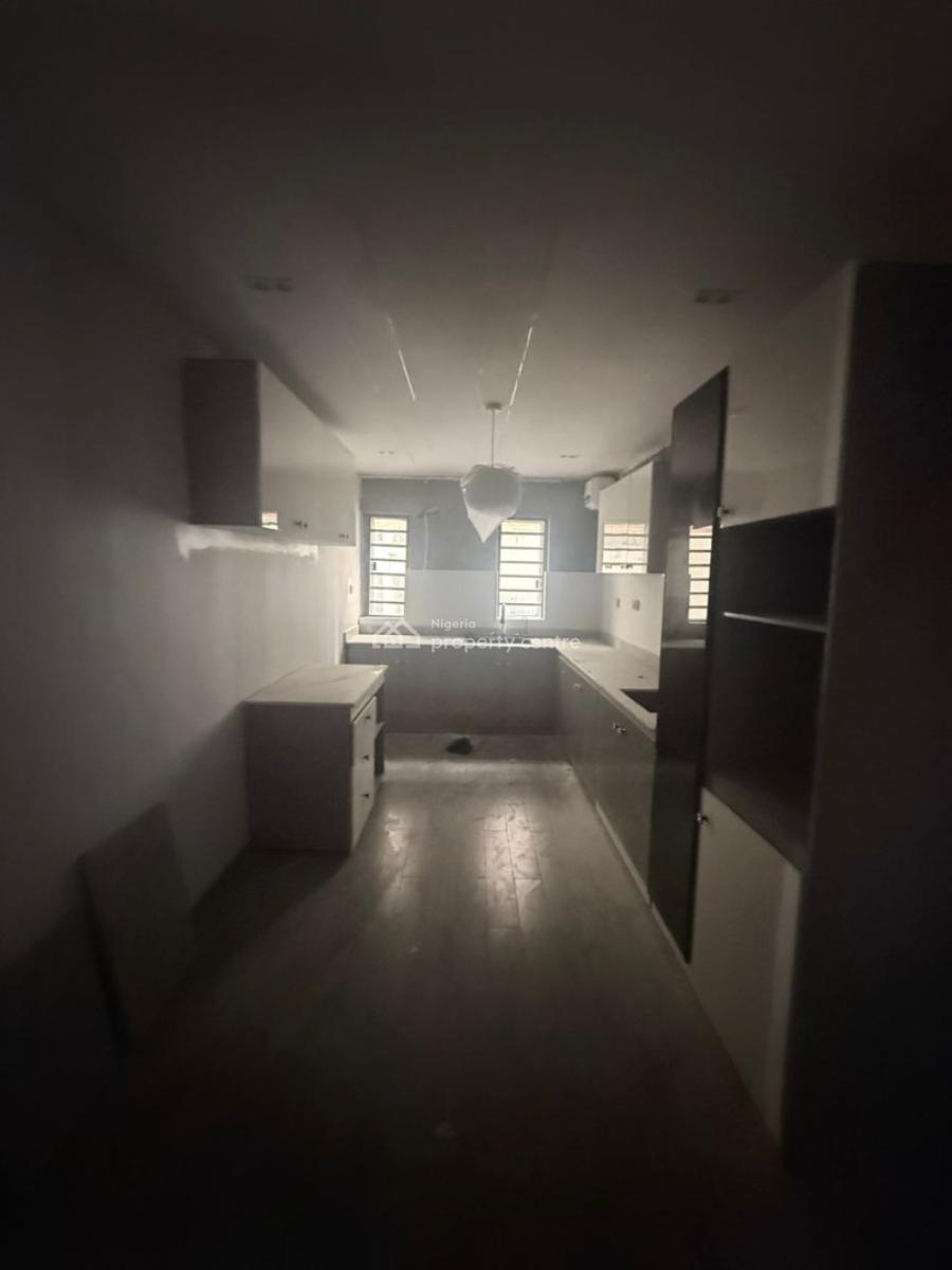 a Modern & Spacious 4bedroom Duplex with Bq, Onike Yaba, Yaba, Lagos, Detached Duplex for Sale
