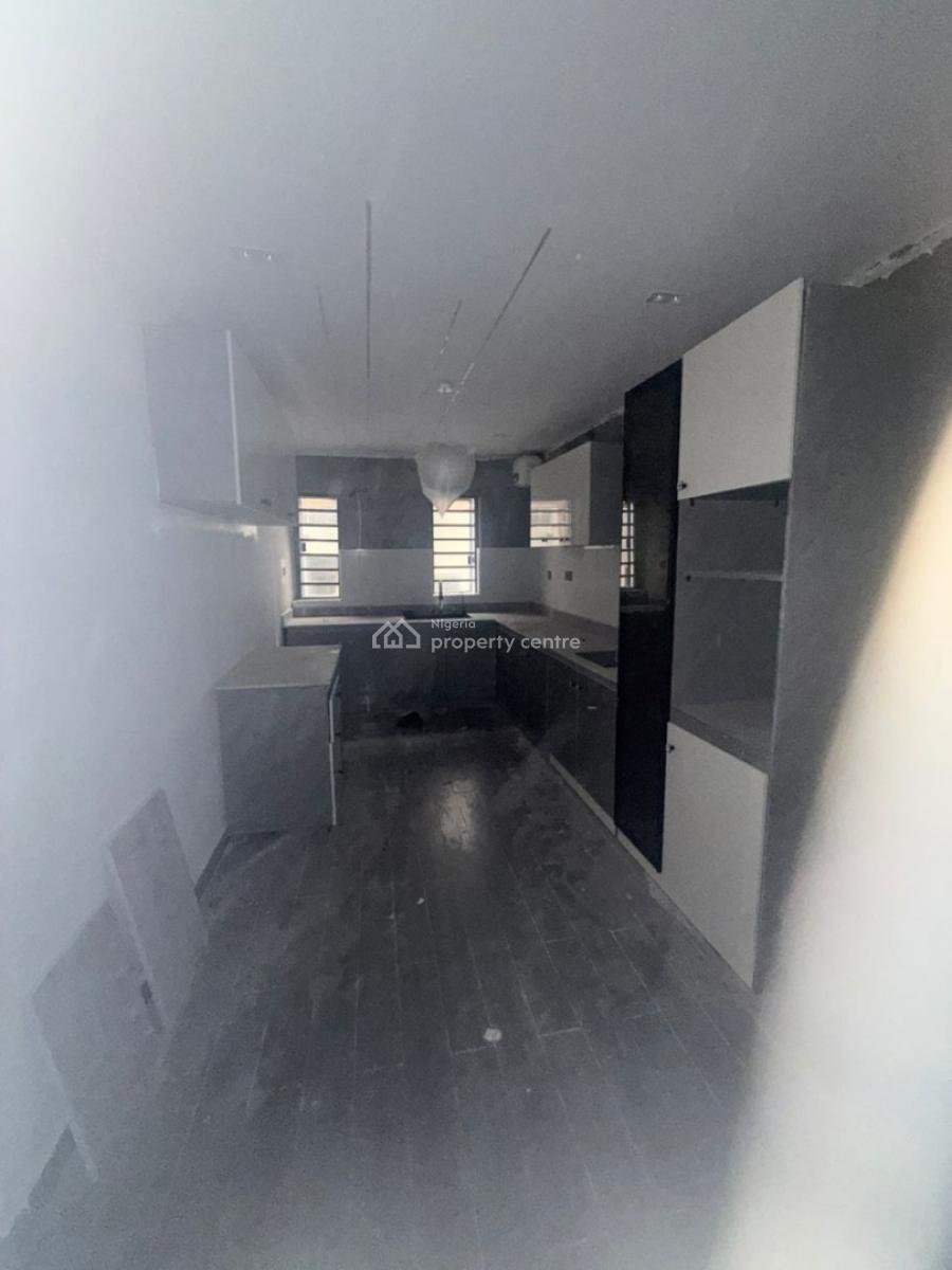 a Modern & Spacious 4bedroom Duplex with Bq, Onike Yaba, Yaba, Lagos, Detached Duplex for Sale