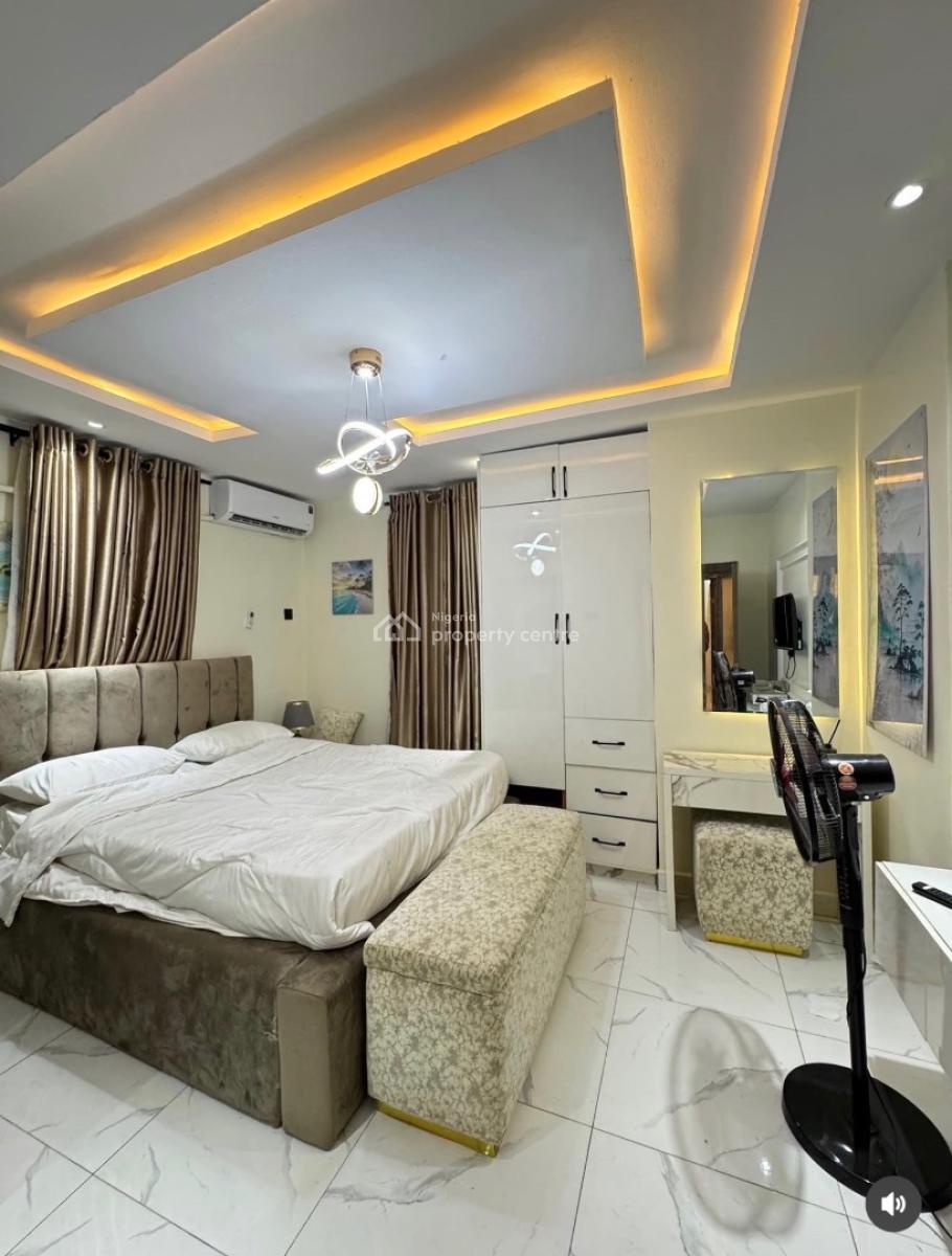 for Sales   Exquisitely Furnished Built 3 Bedroom Apartment, Suru, Kebbi, Flat / Apartment for Sale