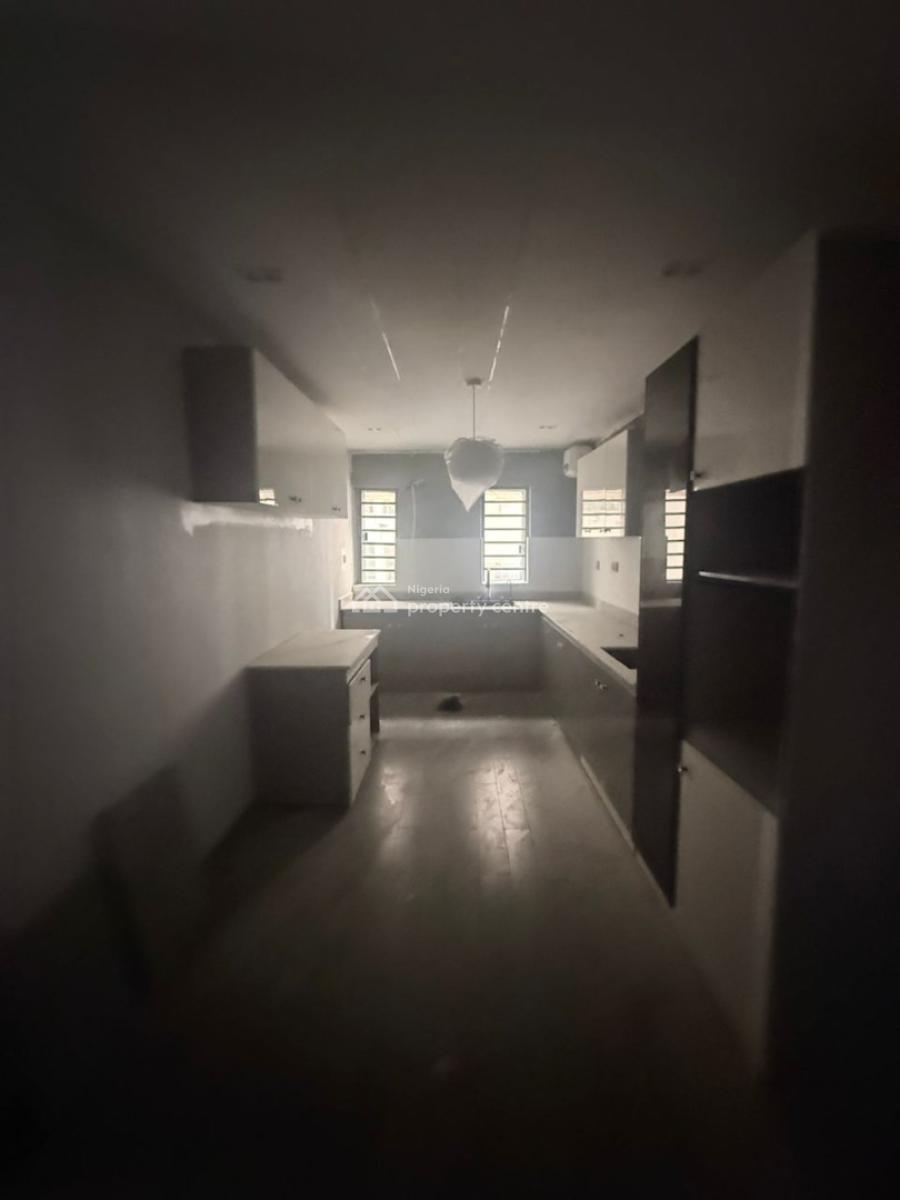 a Modern 2bedroom Apartment with Bq in a Serene Location, Off Onike Roundabout, Onike, Yaba, Lagos, Flat / Apartment for Sale