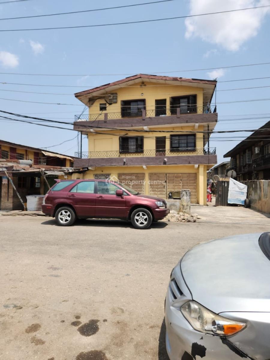 Massive 6 Units of 3bedroom Flat Location Anthony Village Lagos ù, Anthony, Maryland, Lagos, Block of Flats for Sale