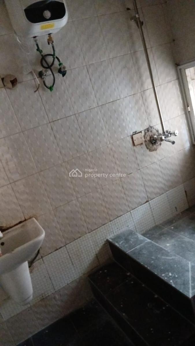 Roomself Contain, Off Freedom Way Lekki Phase 1 Lekki Lagos State, Lekki Phase 1, Lekki, Lagos, Self Contain (single Rooms) for Rent