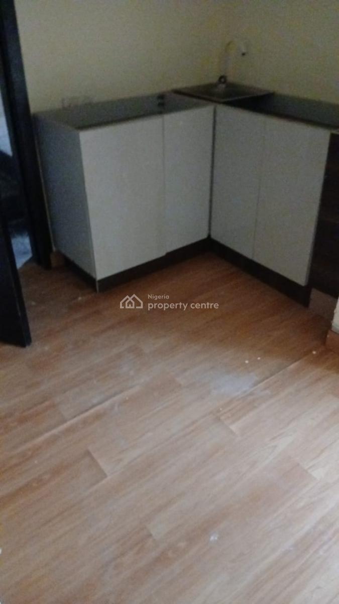 Roomself Contain, Off Freedom Way Lekki Phase 1 Lekki Lagos State, Lekki Phase 1, Lekki, Lagos, Self Contain (single Rooms) for Rent