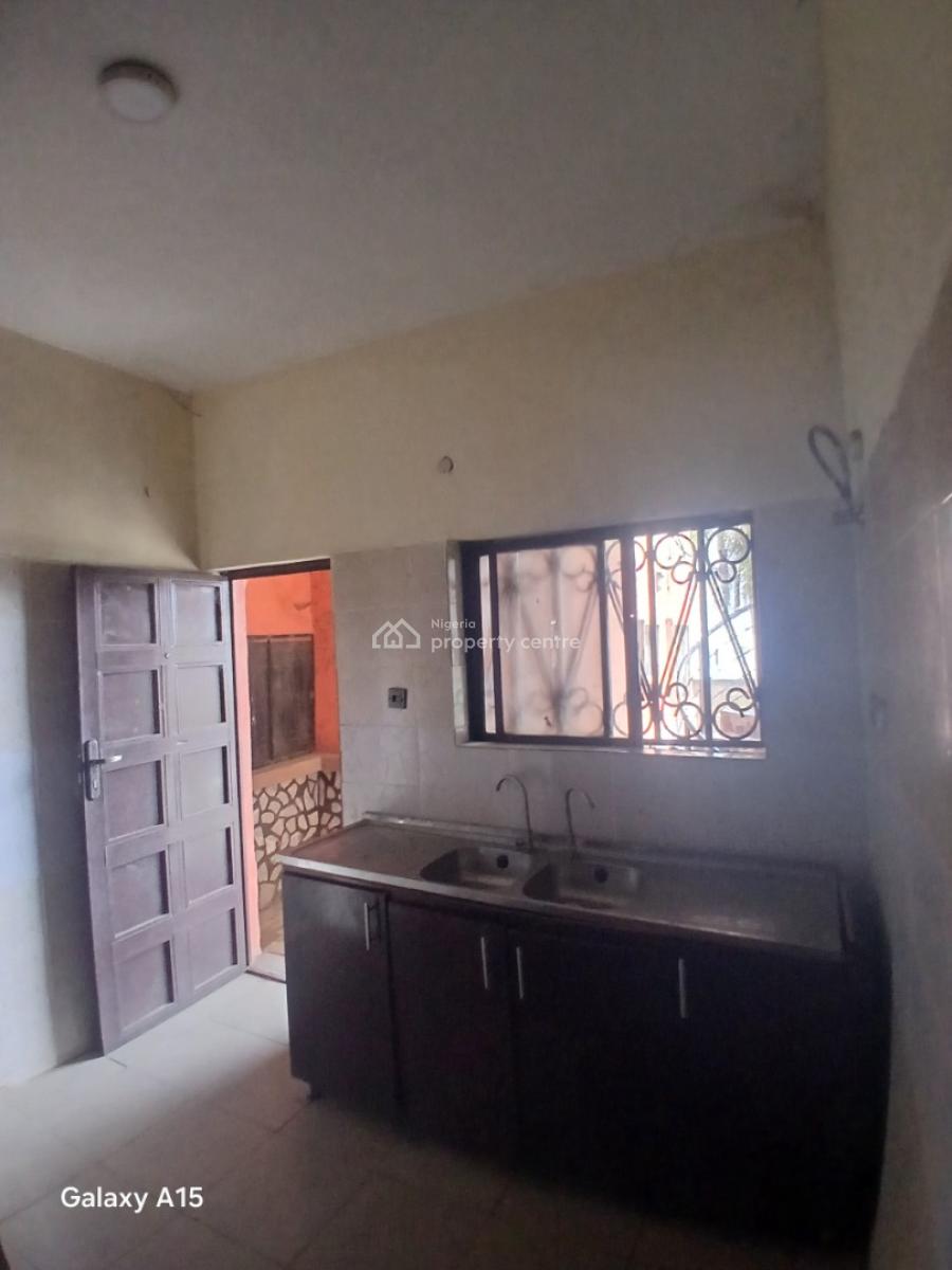 Spacious 3 Bedrooms Flat, Mabushi, Abuja, Flat / Apartment for Rent