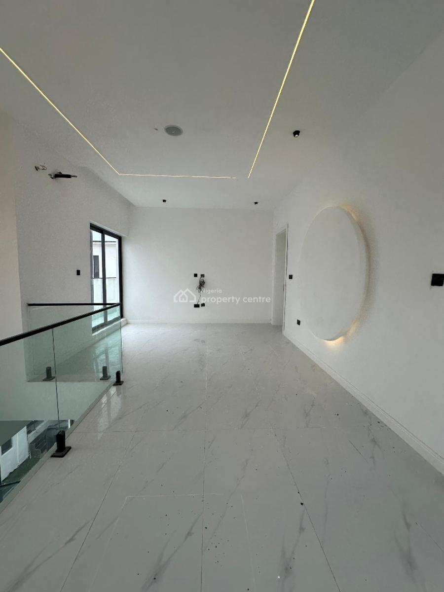 Phenomenal 5bedroom Detached Duplex with Bq &swimming Pool, Lakepark View Estate,lekki ,lagos ,nigeria, Lekki, Lagos, Detached Duplex for Sale