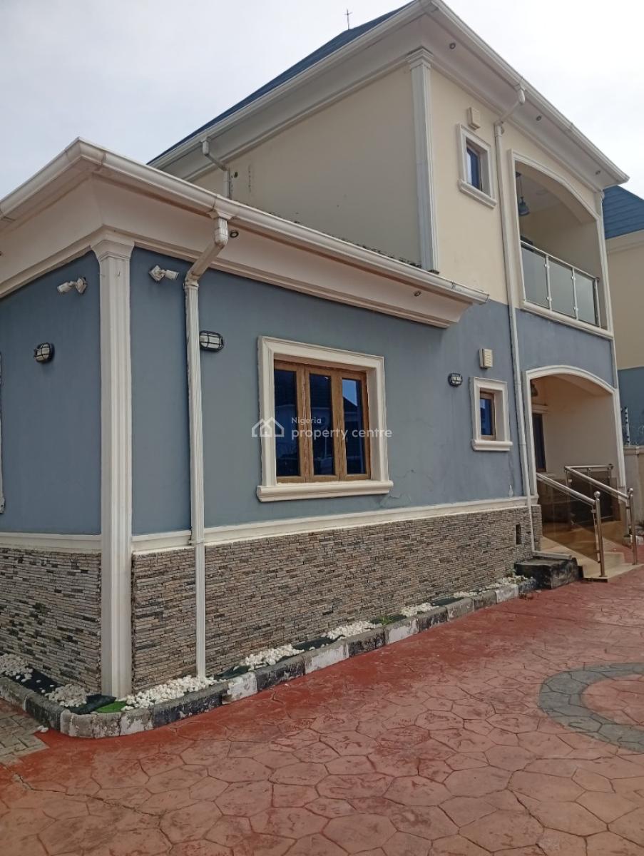 3 Bedroom Fully Detached Penthouse Duplex with a Bq in an Estate, Leisure Court Estate, Lugbe District, Abuja, Detached Duplex for Rent