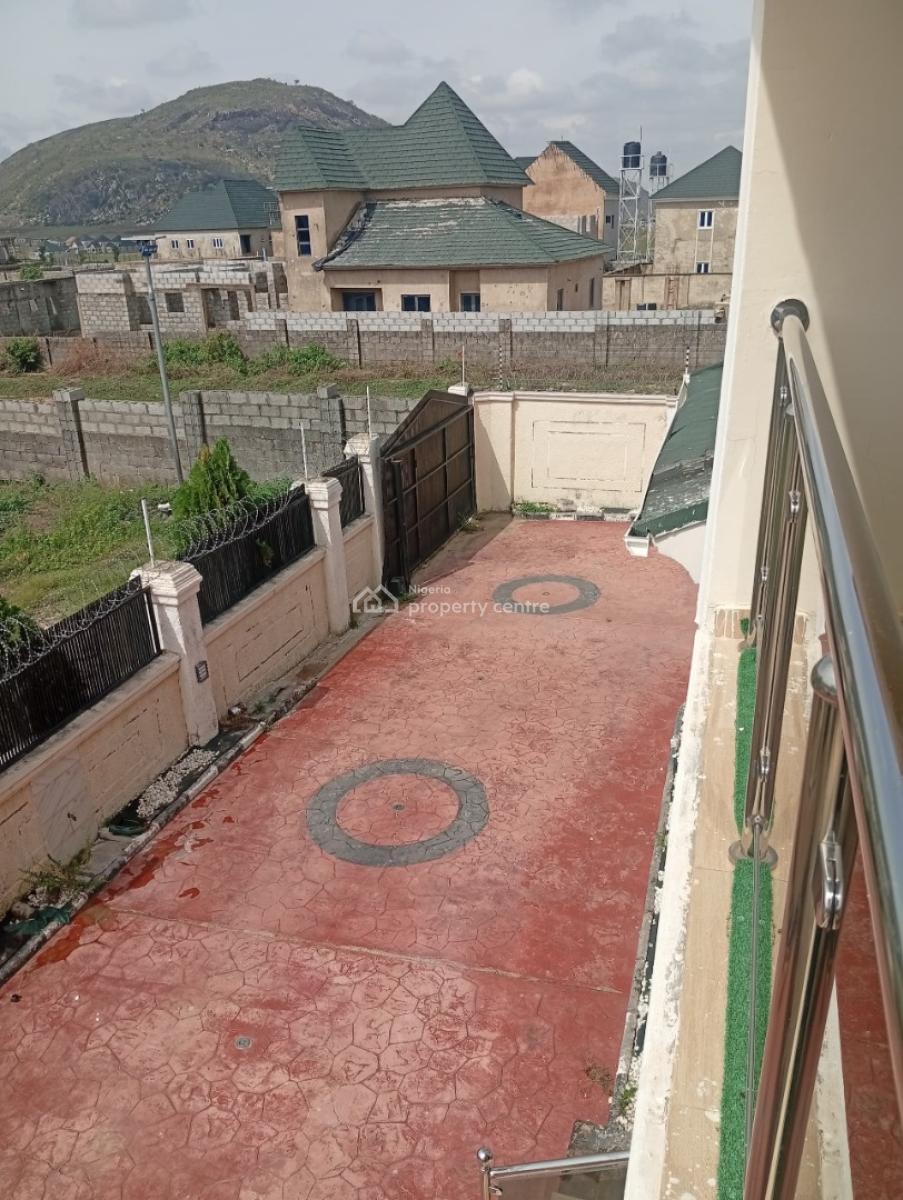 3 Bedroom Fully Detached Penthouse Duplex with a Bq in an Estate, Leisure Court Estate, Lugbe District, Abuja, Detached Duplex for Rent
