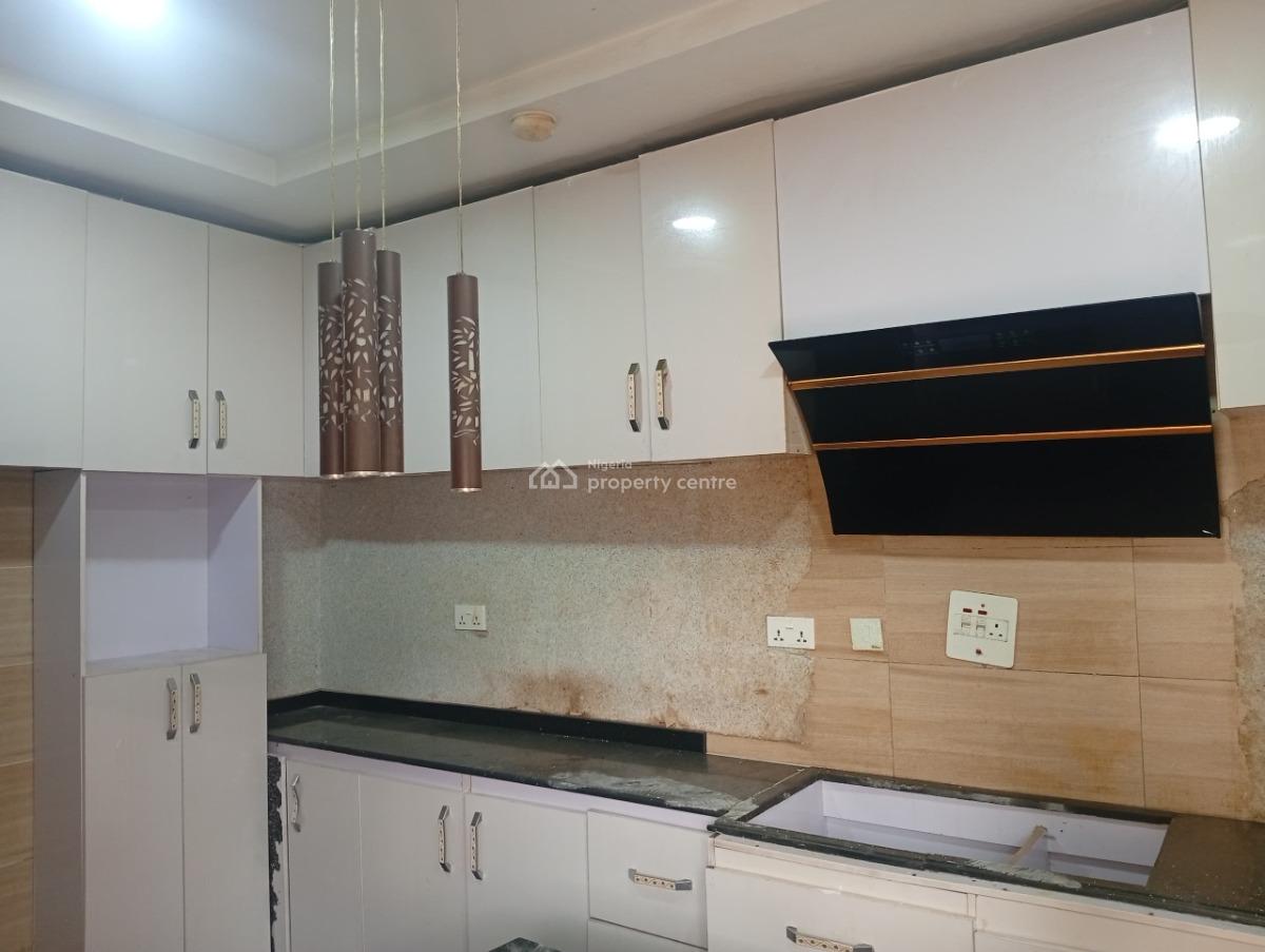 3 Bedroom Fully Detached Penthouse Duplex with a Bq in an Estate, Leisure Court Estate, Lugbe District, Abuja, Detached Duplex for Rent