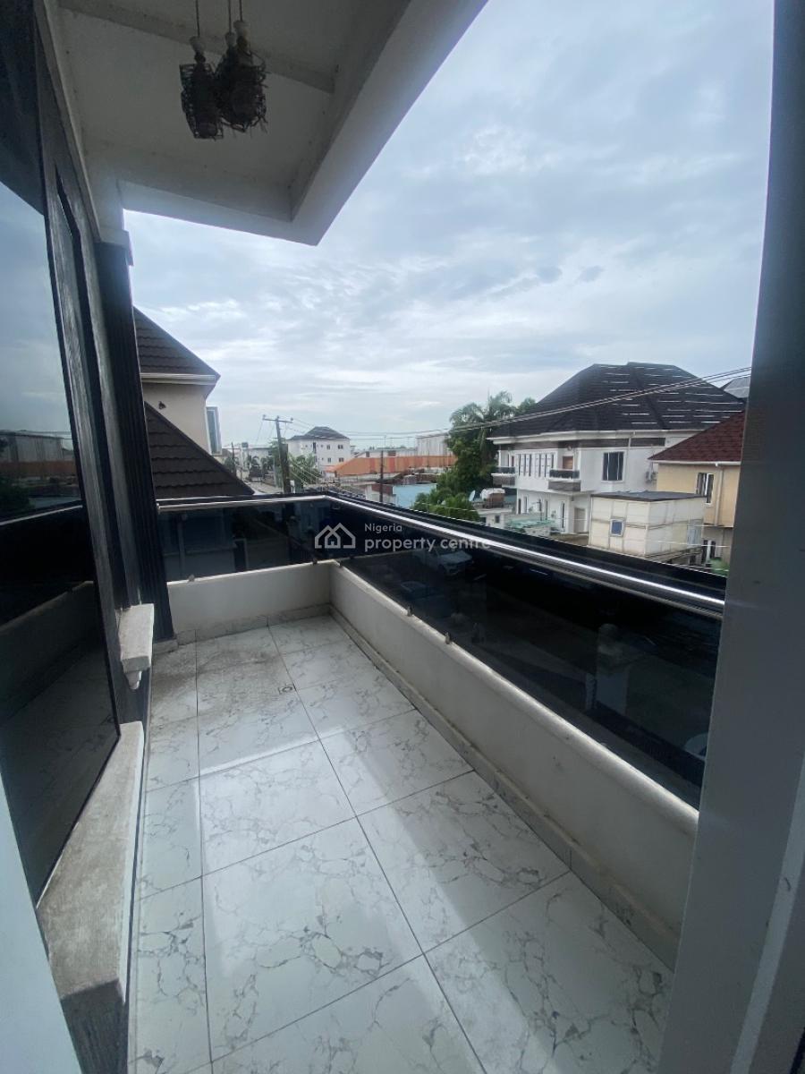 Luxury Standard 5 Bedroom Fully Detached with Bq , Commercial Allowed, Chevron , Good for Commercial Purposes, Lekki, Lagos, Detached Duplex for Rent