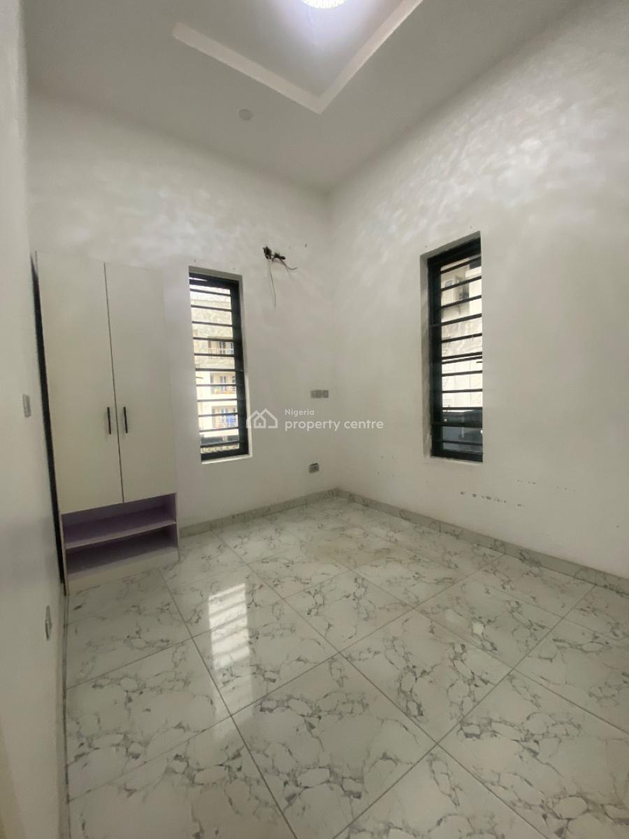 Luxury Standard 5 Bedroom Fully Detached with Bq , Commercial Allowed, Chevron , Good for Commercial Purposes, Lekki, Lagos, Detached Duplex for Rent