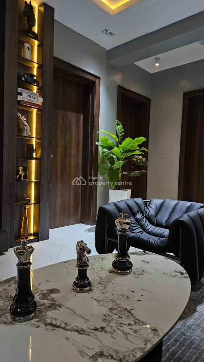 Luxury 2-bedroom Apartment with a Gym and Swimming Pool, Off Admiralty Way, Lekki Phase 1, Lekki, Lagos, House Short Let