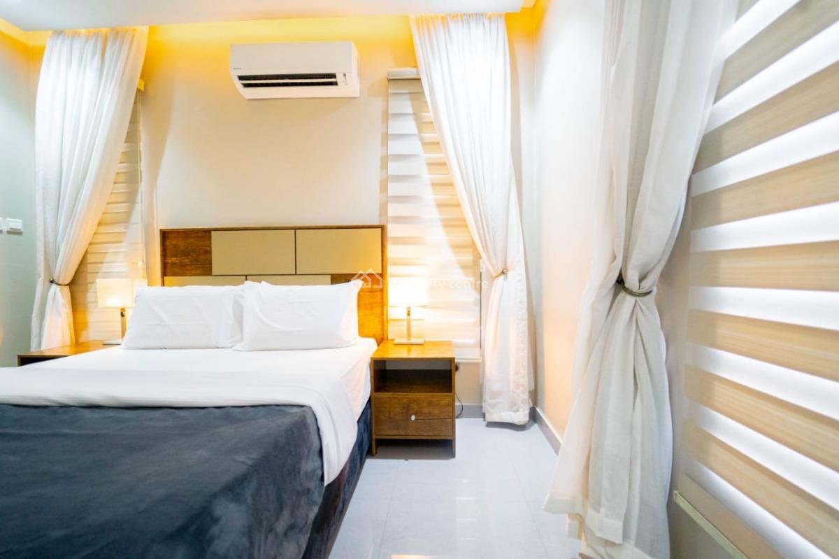 Nicely Furnished Shorlet, Lekki Phase 1, Lekki, Lagos, Mini Flat (room and Parlour) for Rent