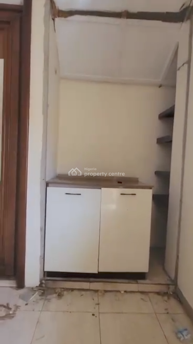 Beautiful Fully Serviced Miniflat with an Open Plank Kitchen, Balcony, Osapa, Lekki, Lagos, Mini Flat (room and Parlour) for Rent