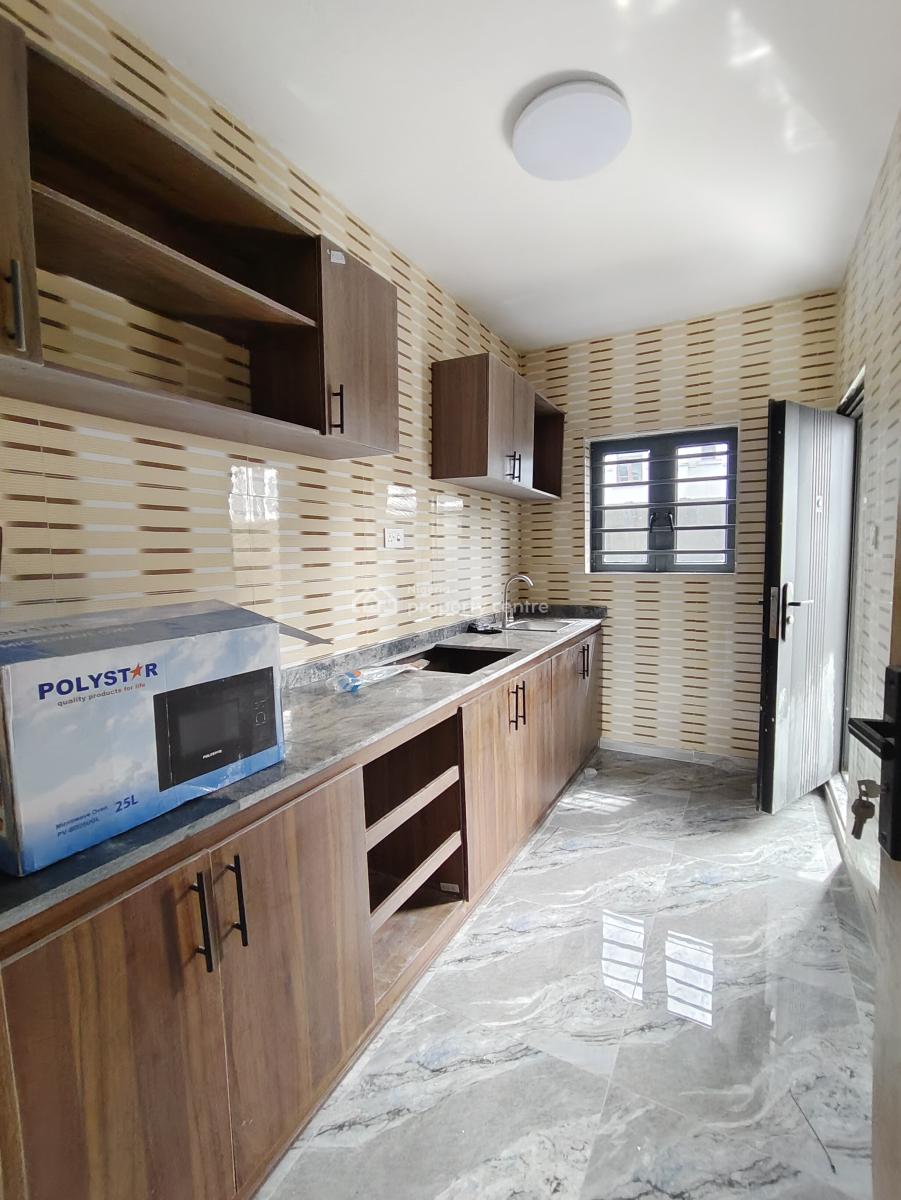 Luxury 2 Bedrooms Apartment, After Lbs, Ajah, Lagos, Flat / Apartment for Rent