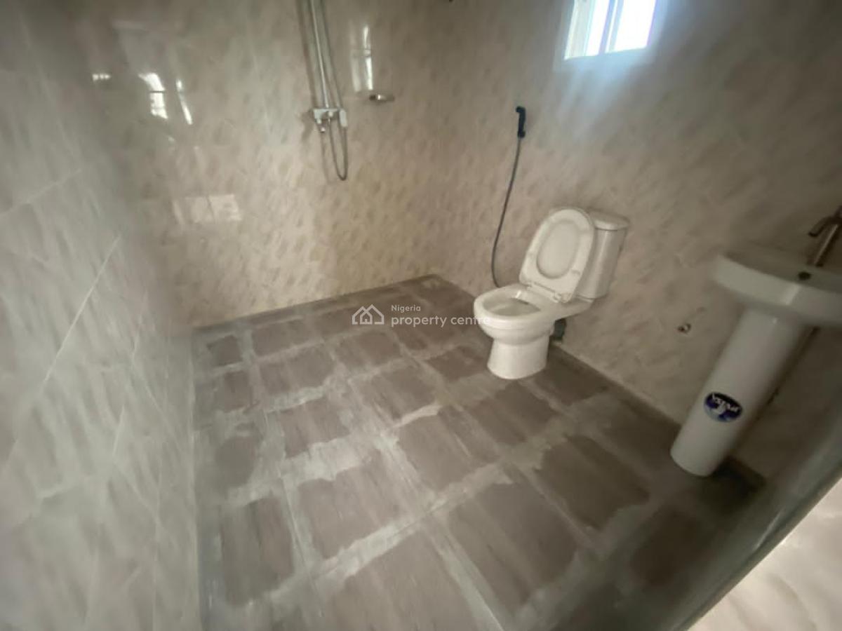 Standard Ensuit 3 Bedroom Apartment, Badore, Ajah, Lagos, Flat / Apartment for Rent