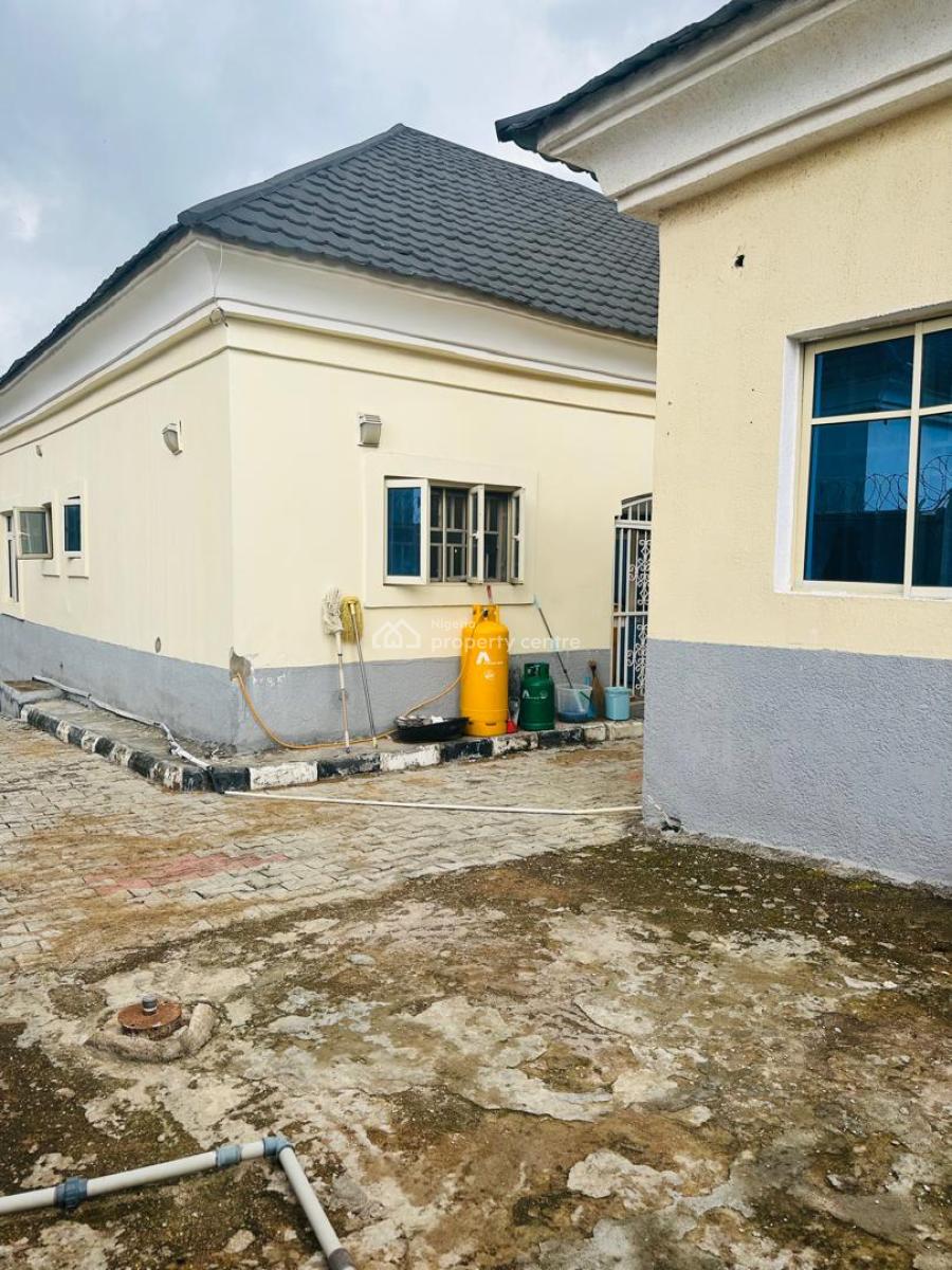 Standard 3 Bedroom Bungalow with 2 Room Bq, By 6th Avenue, Gwarinpa, Abuja, House for Sale