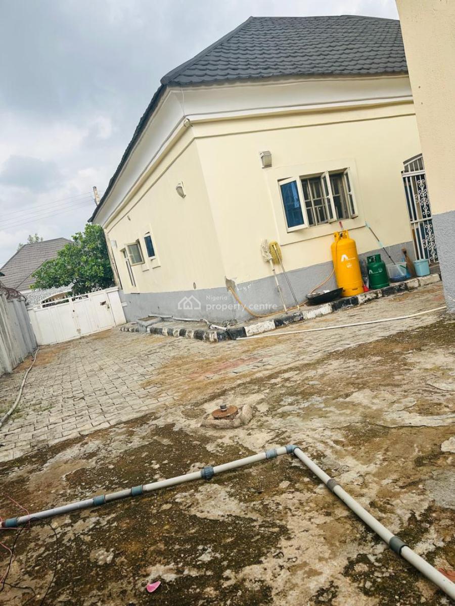 Standard 3 Bedroom Bungalow with 2 Room Bq, By 6th Avenue, Gwarinpa, Abuja, House for Sale