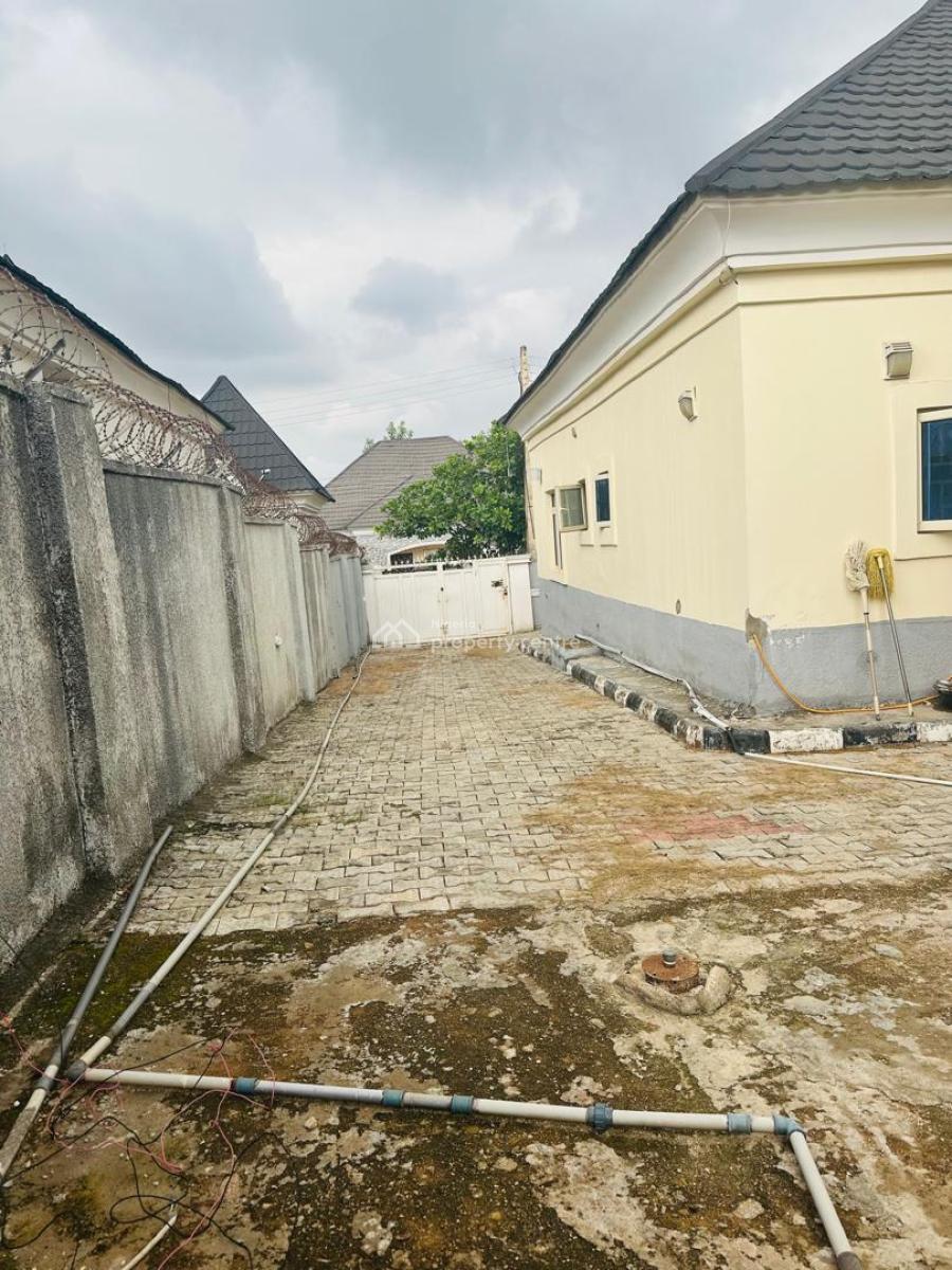 Standard 3 Bedroom Bungalow with 2 Room Bq, By 6th Avenue, Gwarinpa, Abuja, House for Sale