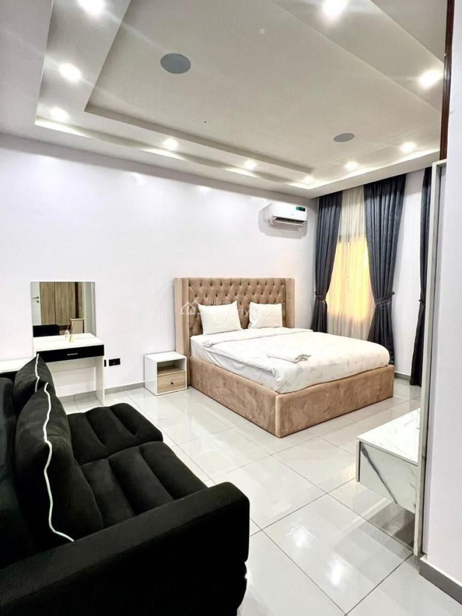 Luxury  4 Bedroom Waterfront Duplex, Lekki Phase 1, Lekki, Lagos, House Short Let