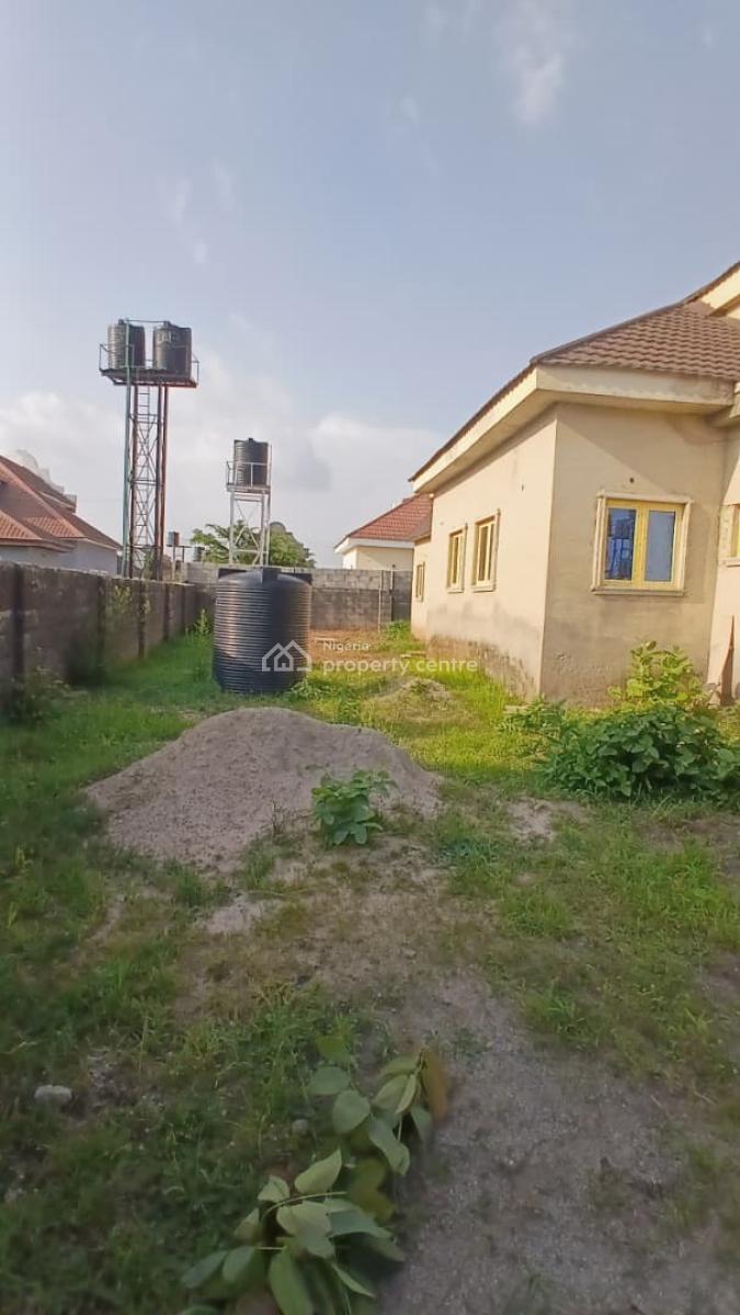 3bedroom Detached Duplex with 2 Units of Bq., Gaduwa, Abuja, Detached Duplex for Sale