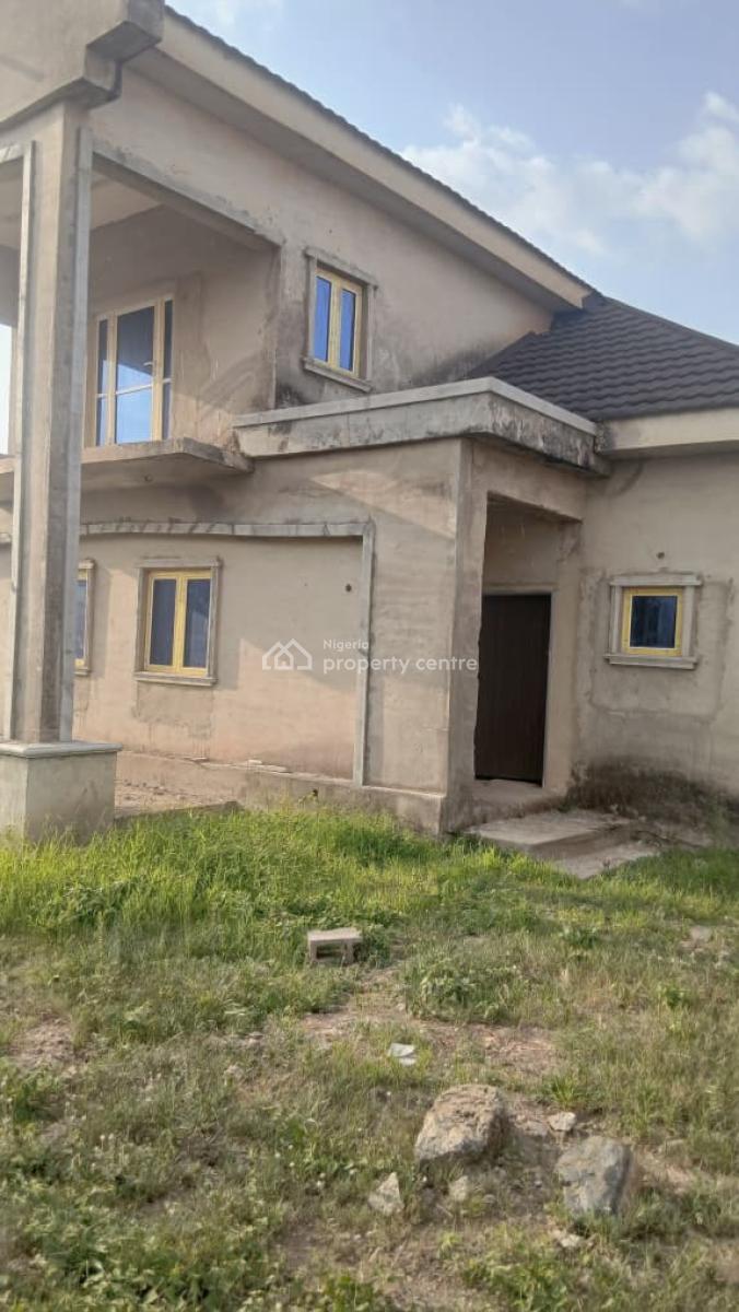 3bedroom Detached Duplex with 2 Units of Bq., Gaduwa, Abuja, Detached Duplex for Sale