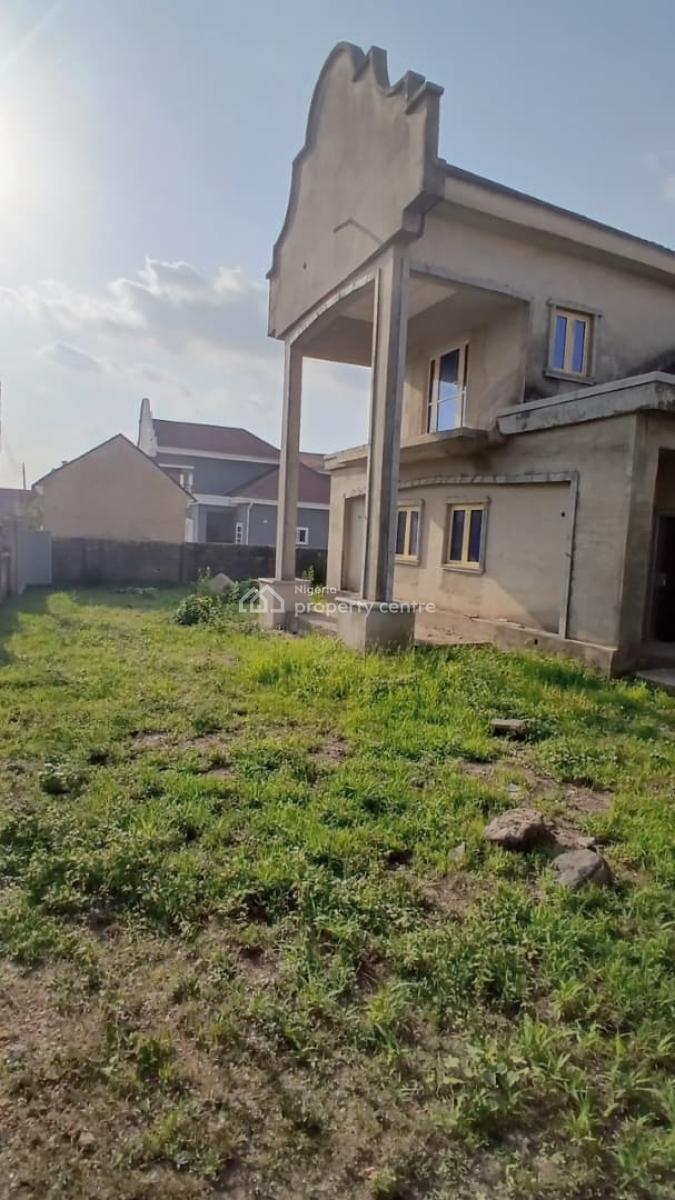 3bedroom Detached Duplex with 2 Units of Bq., Gaduwa, Abuja, Detached Duplex for Sale