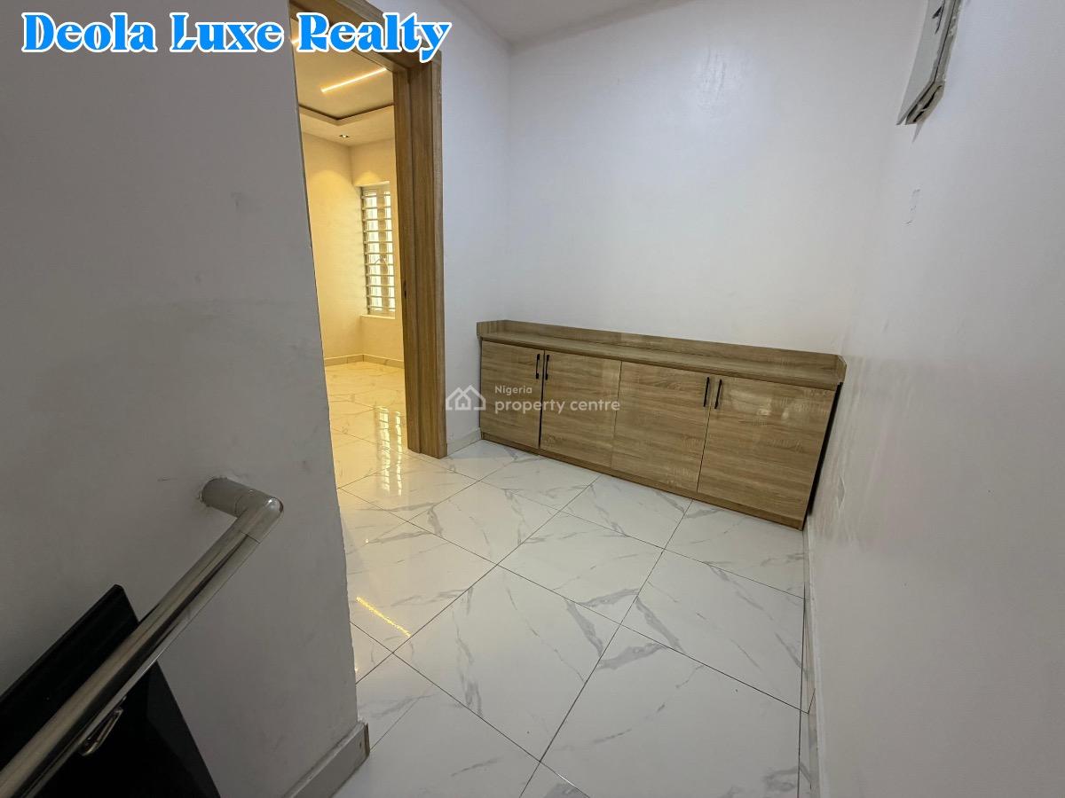 Exquisitely Finished 4-bedroom Detached Duplex with a Bq, Secured Estate, Lekki Phase 1, Lekki, Lagos, Detached Duplex for Sale