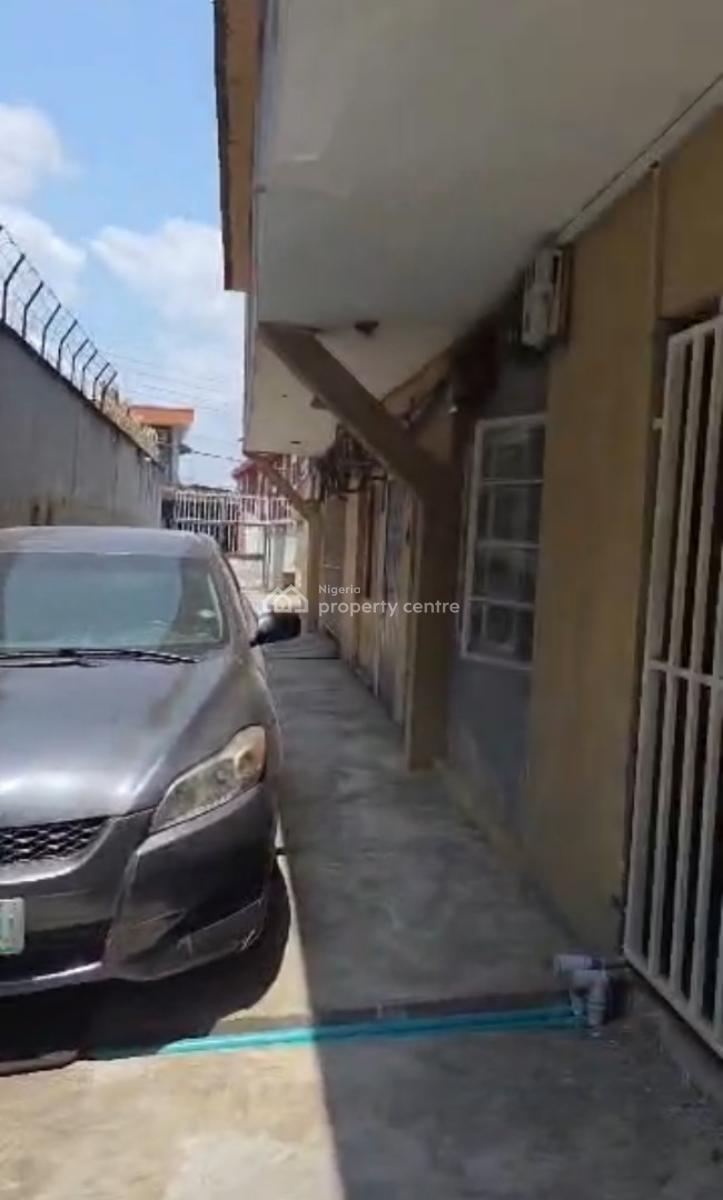 Storey Building Comprising Block of 4 Flats 3 Bed Each, Williams Estate, Surulere, Lagos, Block of Flats for Sale