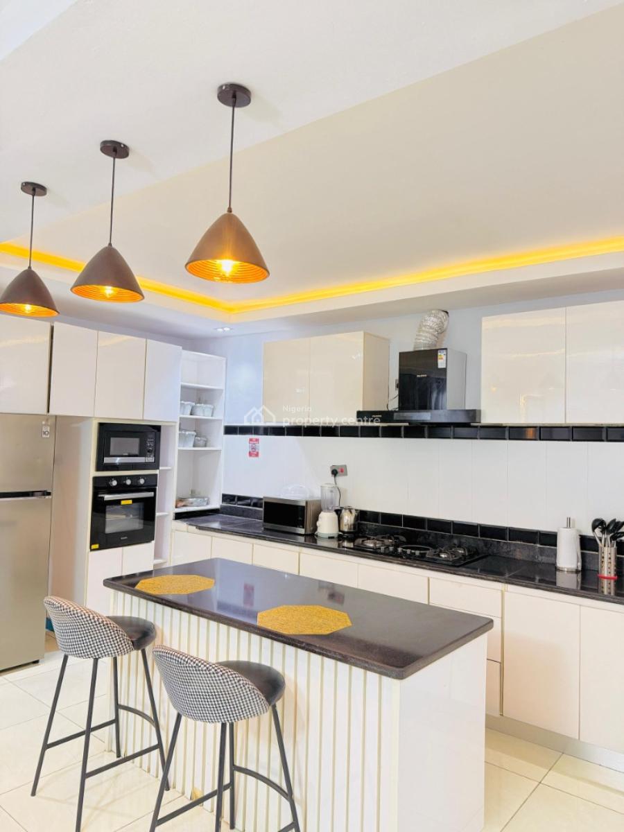 Spacious 1 Bedroom Penthouse with Ps5, Ikate, Lekki, Lagos, Flat / Apartment Short Let