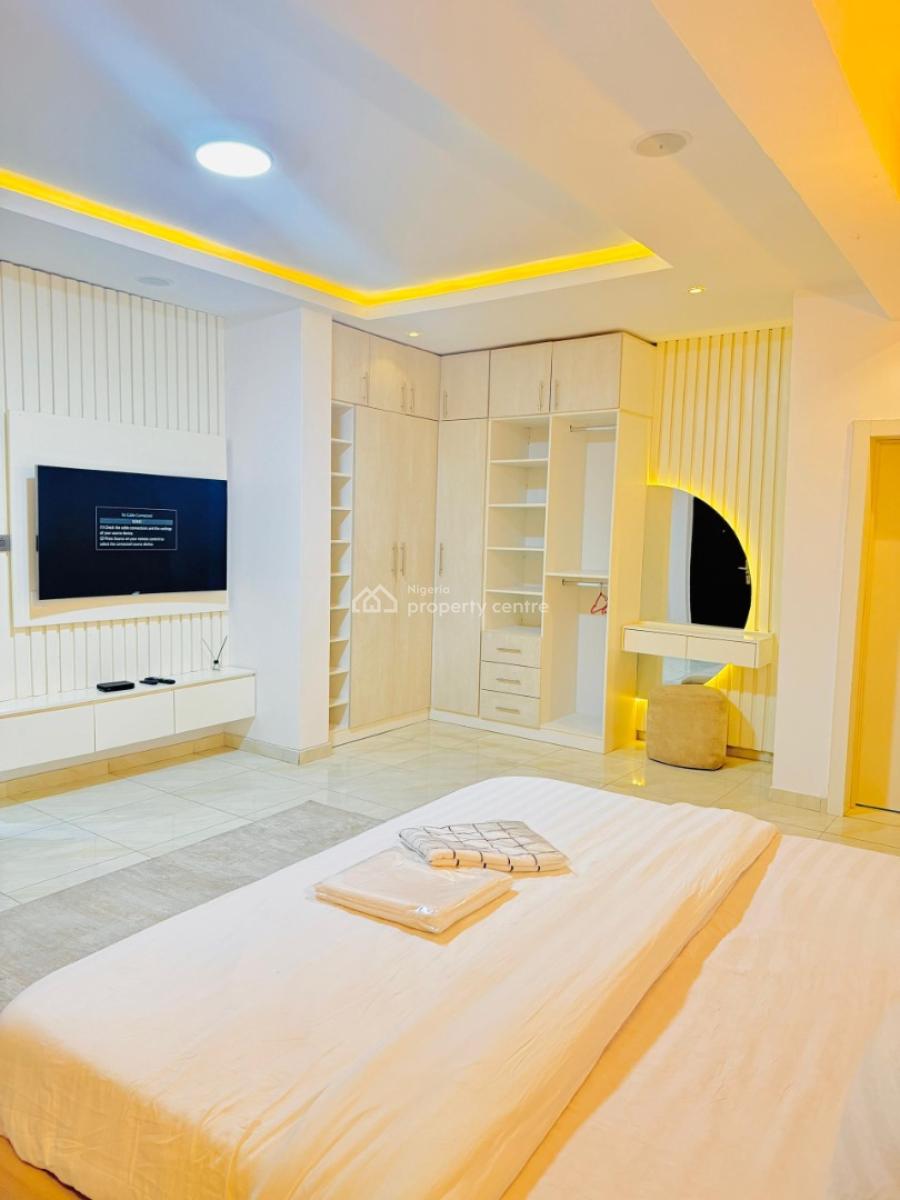 Spacious 1 Bedroom Penthouse with Ps5, Ikate, Lekki, Lagos, Flat / Apartment Short Let
