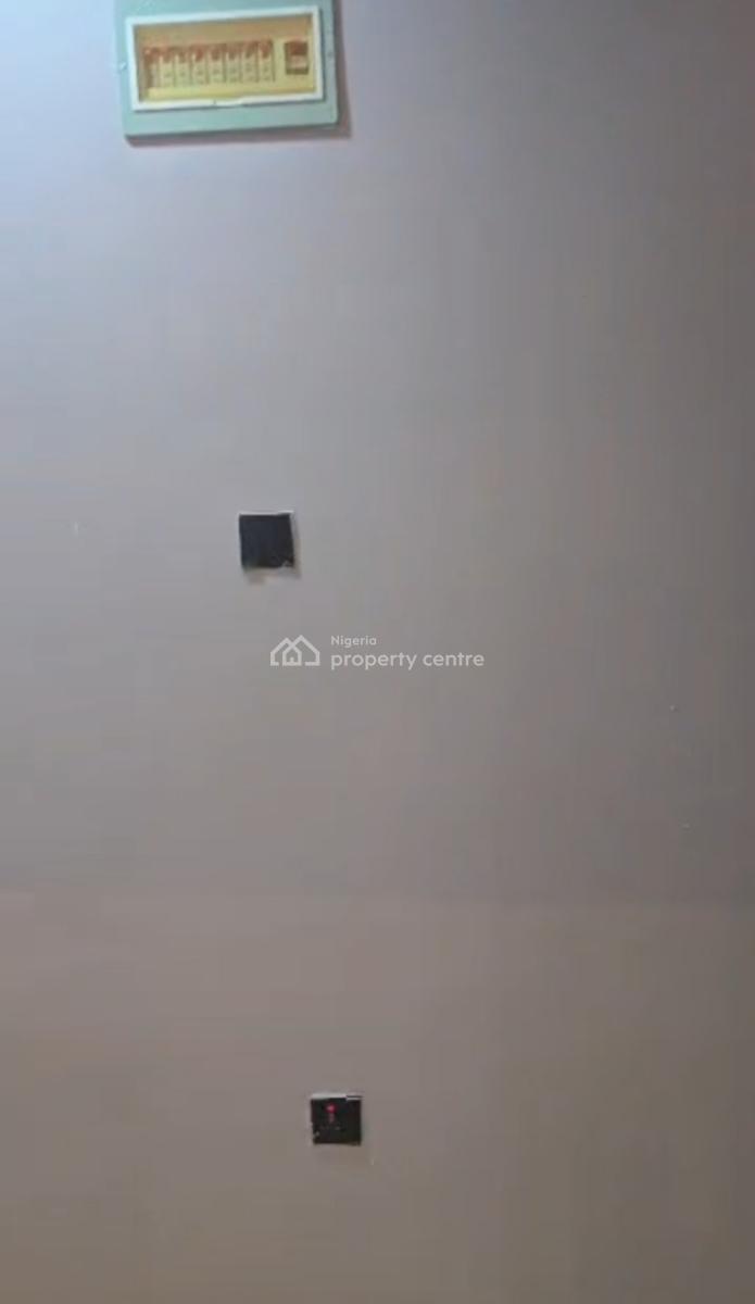 1 Bedroom Flat, Von Axis, Lugbe District, Abuja, Mini Flat (room and Parlour) for Rent