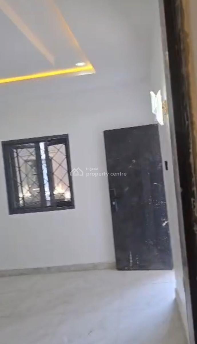 1 Bedroom Flat, Von Axis, Lugbe District, Abuja, Mini Flat (room and Parlour) for Rent