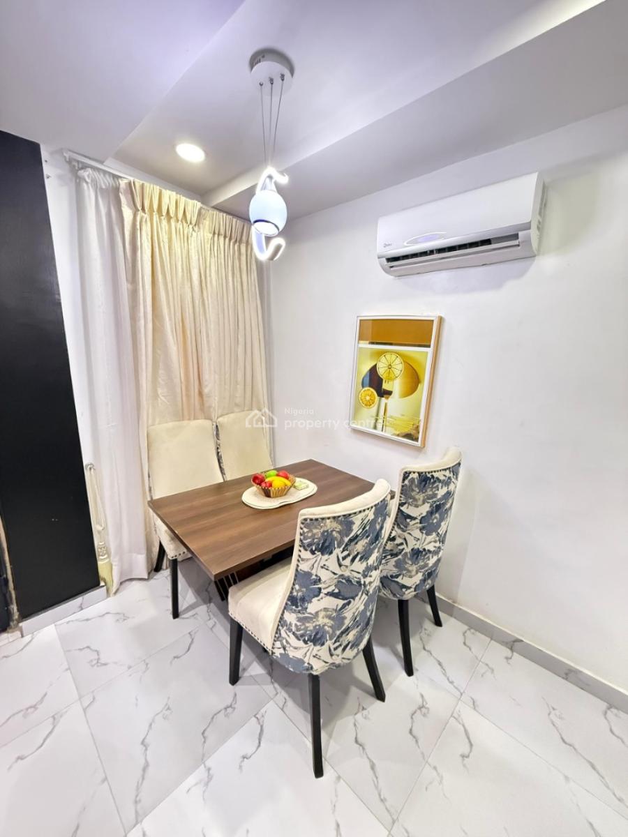 Cozy 2 Bedroom Apartment, Lekki Phase 1, Lekki, Lagos, Flat / Apartment Short Let