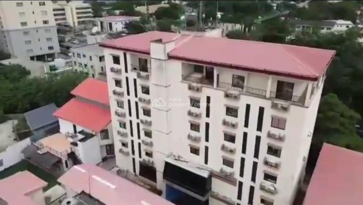 70 Rooms and Suites - Swimming Pool - Indoor and Outdoor Bars - Roofto, Victoria Island (vi), Lagos, Hotel / Guest House for Sale