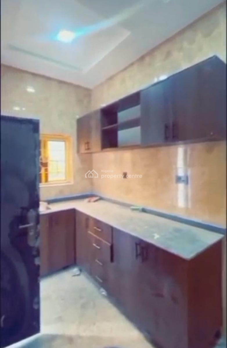 1 Bedroom Flat, Von Axis, Lugbe District, Abuja, Mini Flat (room and Parlour) for Rent